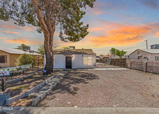 Property at 429 E Edison Ave, Buckeye, AZ 85326, 2 beds, 1 bath