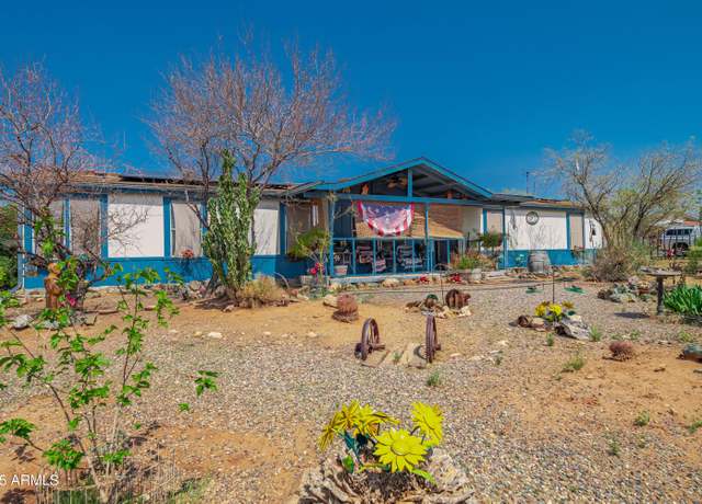 Property at 22780 W Sunrise Rd, Congress, AZ 85332, 4 beds, 3 baths
