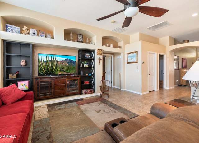 Property at 5932 W Poinsettia Dr, Glendale, AZ 85304, 4 beds, 2 baths