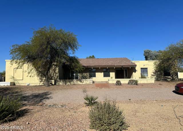 Property at 8402 E Cholla St, Scottsdale, AZ 85260, 4 beds, 3 baths