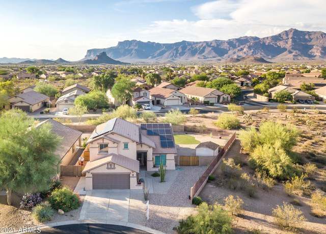 Property at 10318 E Trailhead Ct, Gold Canyon, AZ 85118, 4 beds, 2.5 baths