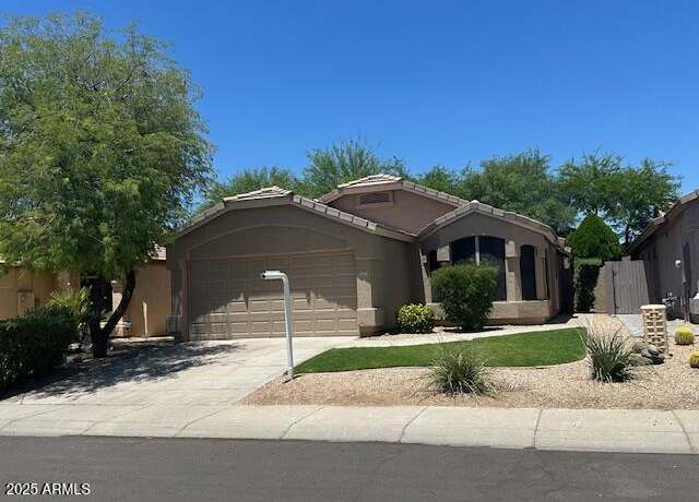 Property at 4632 E Melinda Ln, Phoenix, AZ 85050, 3 beds, 2 baths