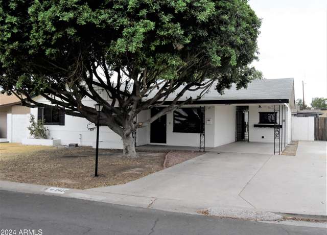 Property at 2427 W Citrus Way, Phoenix, AZ 85015, 3 beds, 2 baths