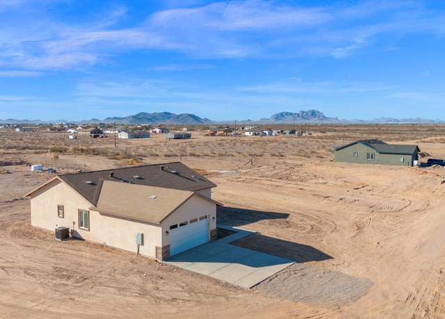Property at 37504 W Elm Ave, Tonopah, AZ 85354, 3 beds, 2 baths