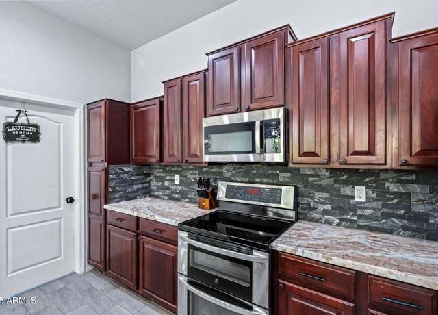 Property at 7911 E Posada Ave, Mesa, AZ 85212, 3 beds, 2 baths