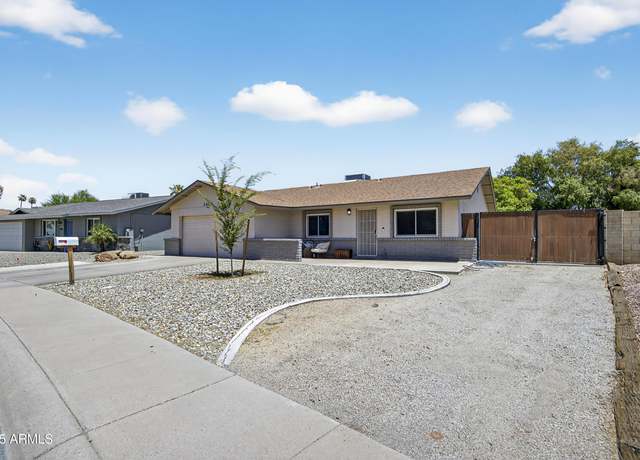 Property at 1405 W EL Monte Pl, Chandler, AZ 85224, 4 beds, 2 baths