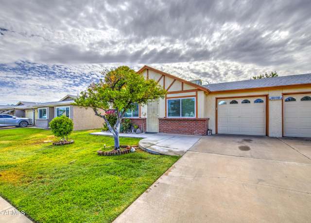 Property at 10228 N 97th Ave Unit A, Peoria, AZ 85345, 2 beds, 1.5 baths