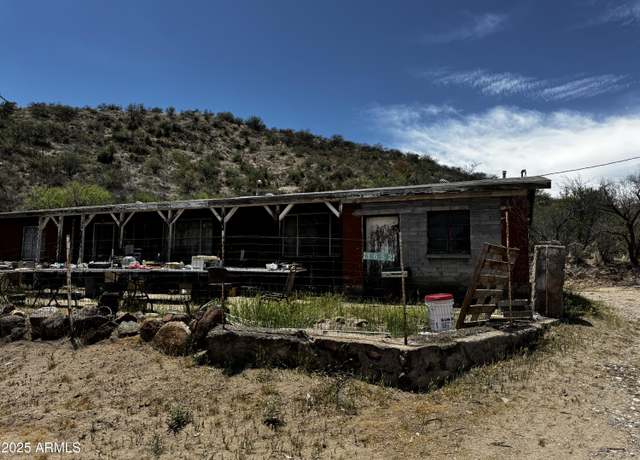 Property at 1652 N Wheatfields Rd, Globe, AZ 85501, 3 beds, 1 bath