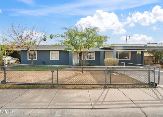 Property at 6015 W Whitton Ave, Phoenix, AZ 85033, 4 beds, 3 baths