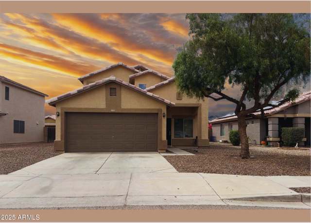 Property at 6538 W Nez Perce St, Phoenix, AZ 85043, 3 beds, 2.5 baths