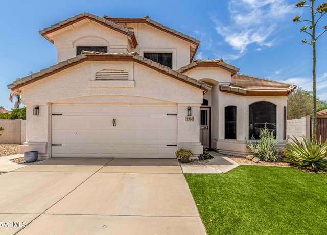 Property at 2934 S Woodruff Cir, Mesa, AZ 85212, 4 beds, 2.5 baths