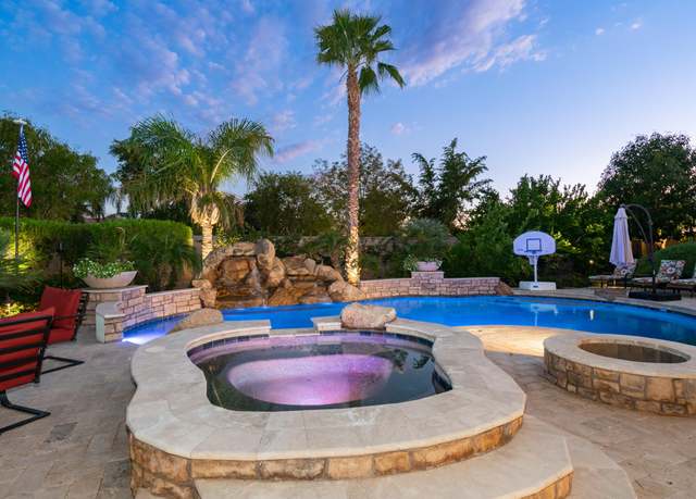 Property at 11307 E Elmhurst Dr, Chandler, AZ 85249, 4 beds, 3.5 baths