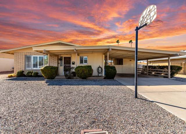 Property at 3939 W Caron St, Phoenix, AZ 85051, 3 beds, 2 baths
