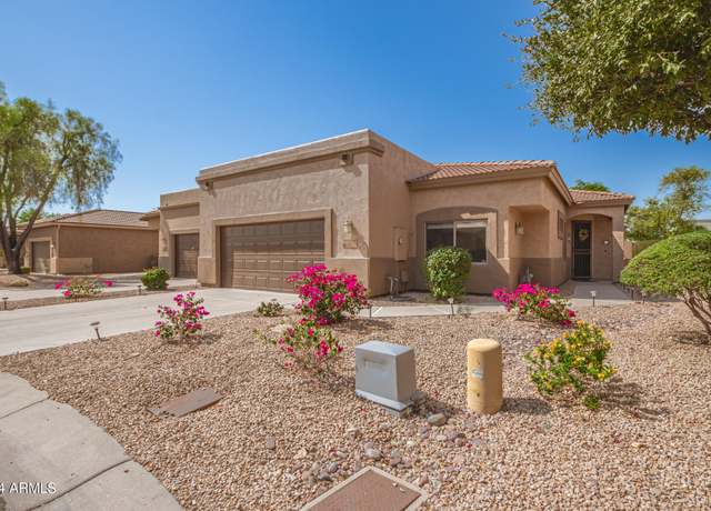Property at 26 S Quinn Cir #7, Mesa, AZ 85206, 3 beds, 2 baths