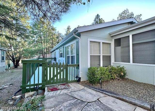 Property at 73 Oakmont St, Prescott, AZ 86305, 3 beds, 2 baths