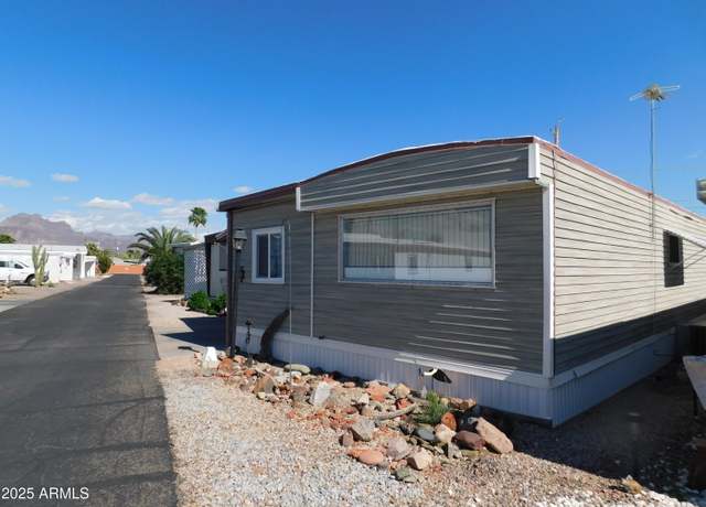Property at 925 N Plaza Dr #5, Apache Junction, AZ 85120, 2 beds, 2 baths