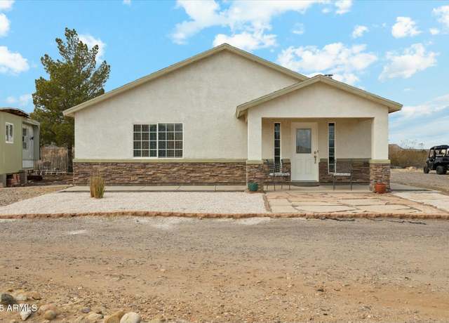 Property at 5296 S 14th Ave, Safford, AZ 85546, 3 beds, 2 baths