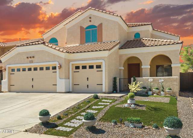 Property at 2036 E Carob Dr, Chandler, AZ 85286, 5 beds, 3 baths