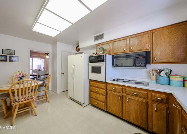 Property at 14202 N Purple Sage Ct, Sun City, AZ 85351, 3 beds, 2 baths