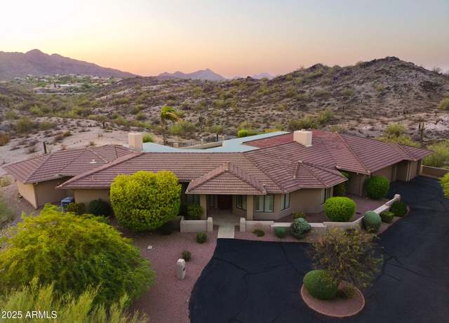 Property at 8780 N Arroya Grande Dr, Phoenix, AZ 85028, 4 beds, 3 baths