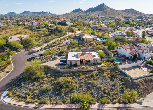 Property at 3101 E Acoma Dr, Phoenix, AZ 85032, 4 beds, 2 baths