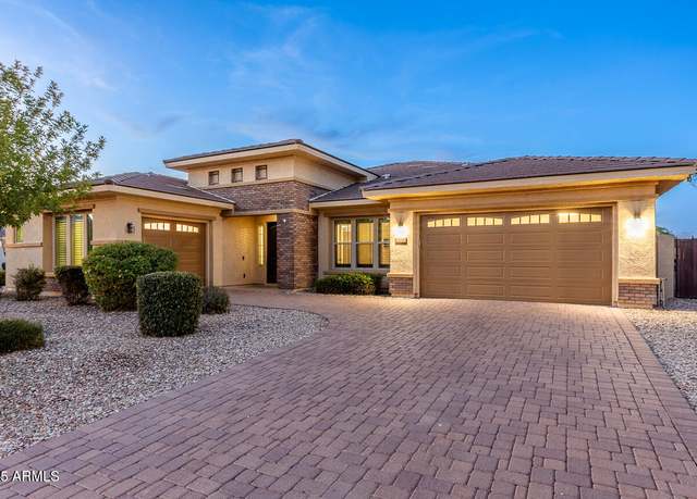 Property at 15960 W Bonitos Dr, Goodyear, AZ 85395, 4 beds, 3.5 baths