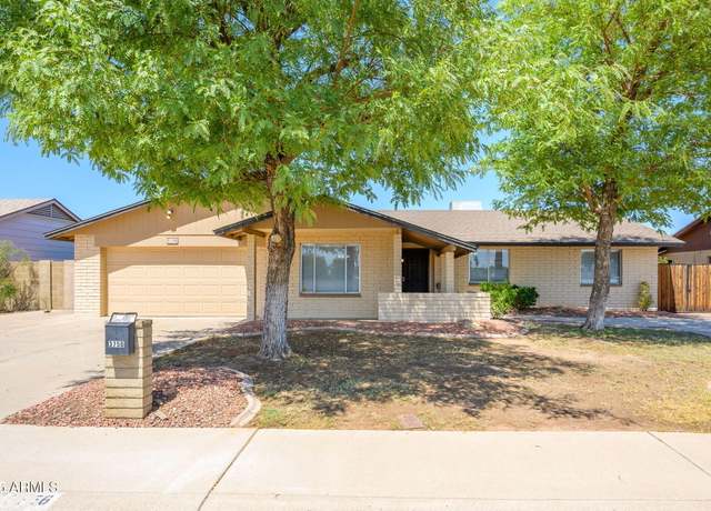 Property at 3756 W Malapai Dr, Phoenix, AZ 85051, 3 beds, 1.75 baths