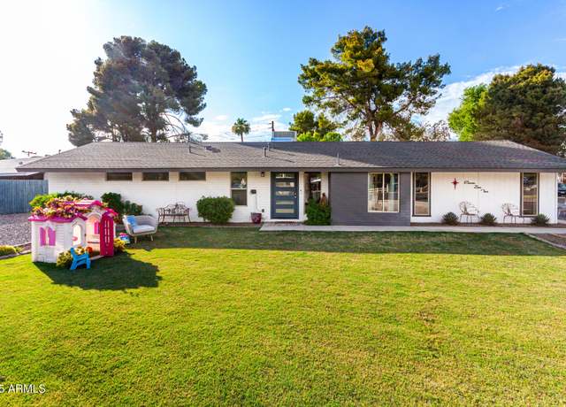 Property at 1102 W Bethany Home Rd, Phoenix, AZ 85013, 3 beds, 2 baths