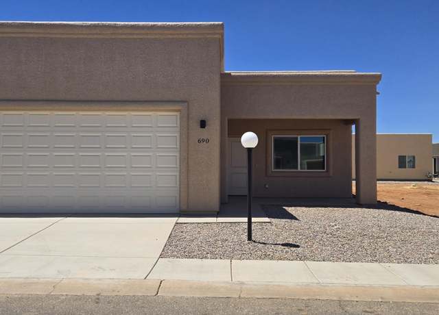Property at 690 S Chase St, Sierra Vista, AZ 85635, 3 beds, 2 baths
