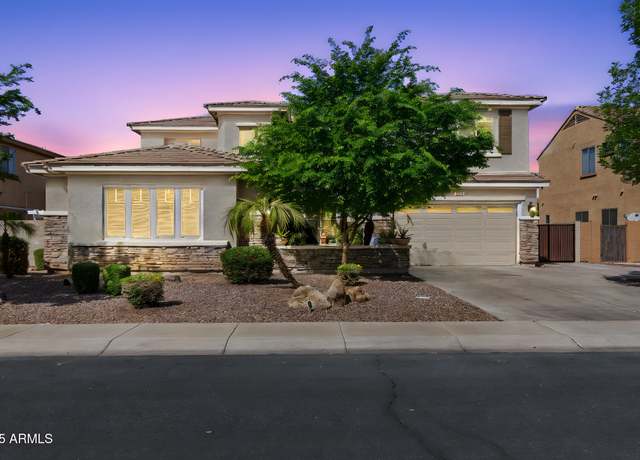 Property at 4340 S Marble St, Gilbert, AZ 85297, 5 beds, 3.5 baths