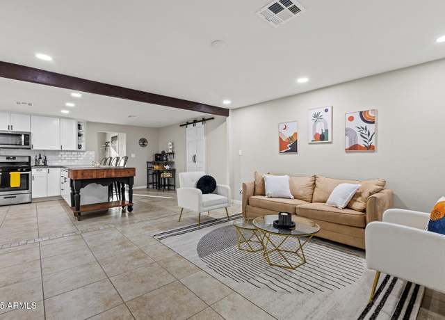 Property at 13614 N 38th Pl, Phoenix, AZ 85032, 3 beds, 2 baths