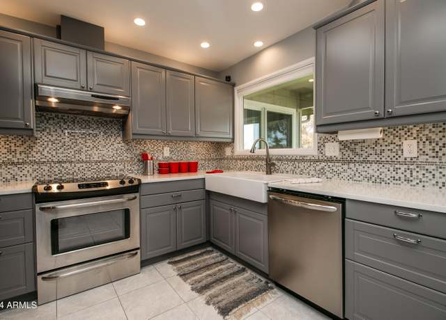 Property at 18435 N 125th Ave, Sun City West, AZ 85375, 2 beds, 2 baths