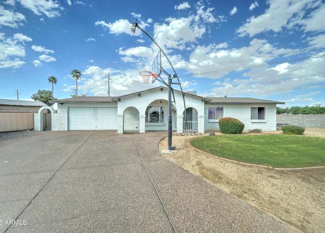 Property at 10016 N 39th Dr, Phoenix, AZ 85051, 3 beds, 1.75 baths