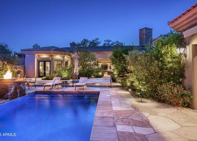 Property at 8150 N Ridgeview Dr, Paradise Valley, AZ 85253, 5 beds, 5.5 baths