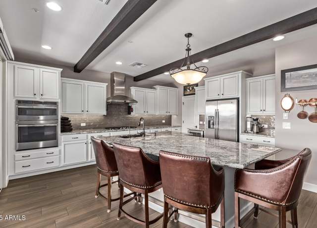 Property at 13211 W Hummingbird Ter, Peoria, AZ 85383, 2 beds, 2.5 baths