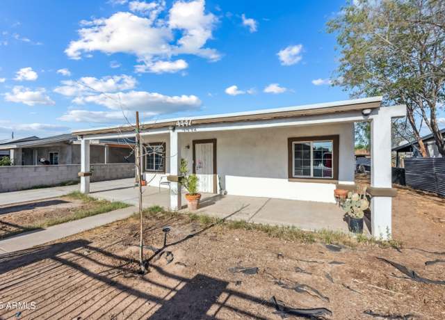 Property at 4441 S 8th St, Phoenix, AZ 85040, 4 beds, 2 baths