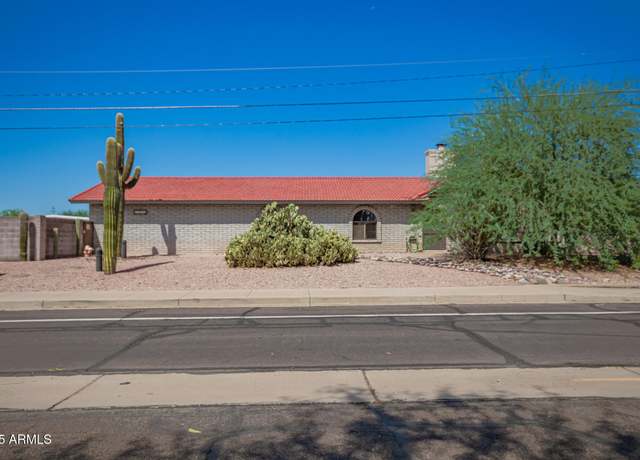 Property at 13036 N 36th St, Phoenix, AZ 85032, 4 beds, 2.5 baths