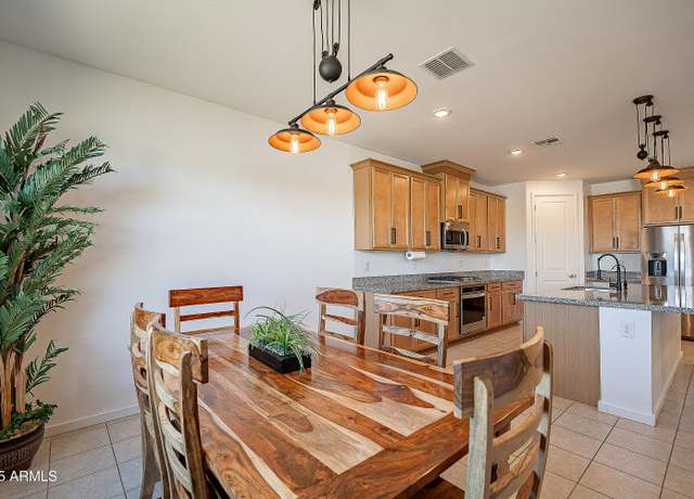 Property at 4084 E Caitlin Dr, San Tan Valley, AZ 85140, 4 beds, 2 baths
