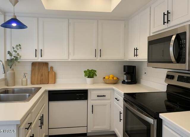 Property at 461 W Holmes Ave #271, Mesa, AZ 85210, 2 beds, 2 baths