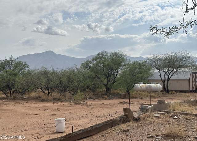 Property at 5100 S Penasco Ln, Sierra Vista, AZ 85650, 3 beds, 2 baths