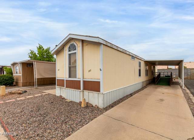 Property at 501 E Ray Rd #211, Chandler, AZ 85225, 3 beds, 2 baths