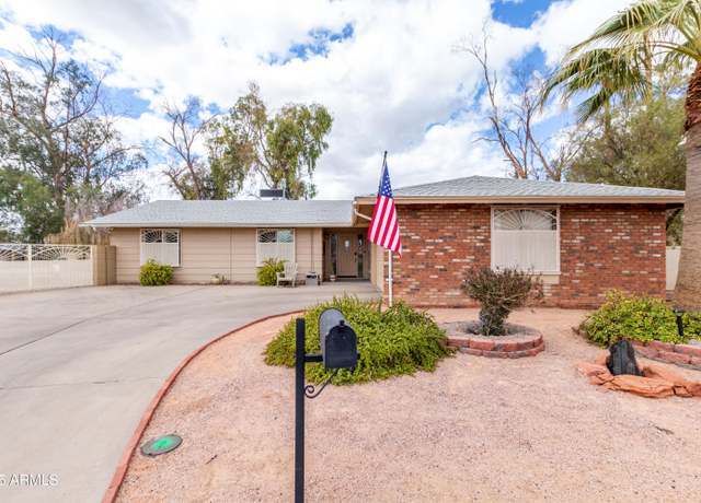 Property at 11612 S 51st St, Phoenix, AZ 85044, 3 beds, 2 baths