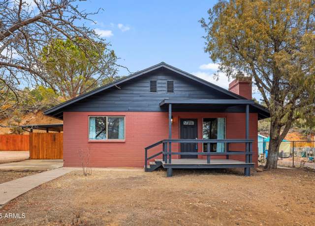 Property at 404 W Frontier St, Payson, AZ 85541, 4 beds, 2 baths