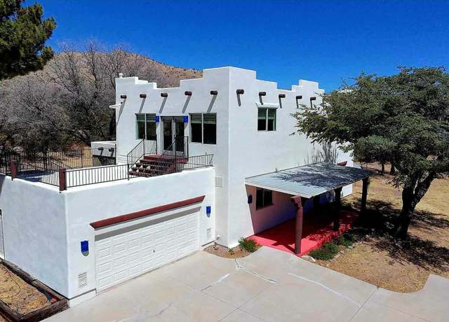 Property at 4339 E Wickersham Rd, Hereford, AZ 85615, 4 beds, 3.5 baths