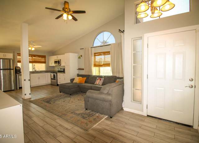 Property at 1701 E Carson Rd, Phoenix, AZ 85042, 3 beds, 2 baths