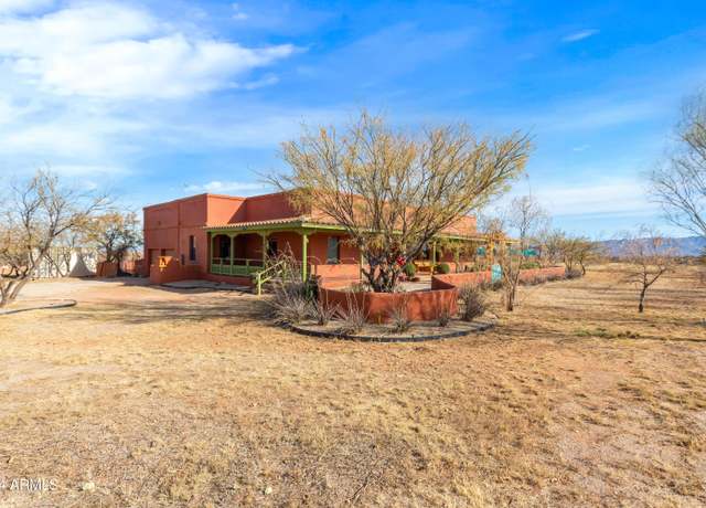 Property at 8590 E Nevada Dr, Hereford, AZ 85615, 3 beds, 2.5 baths