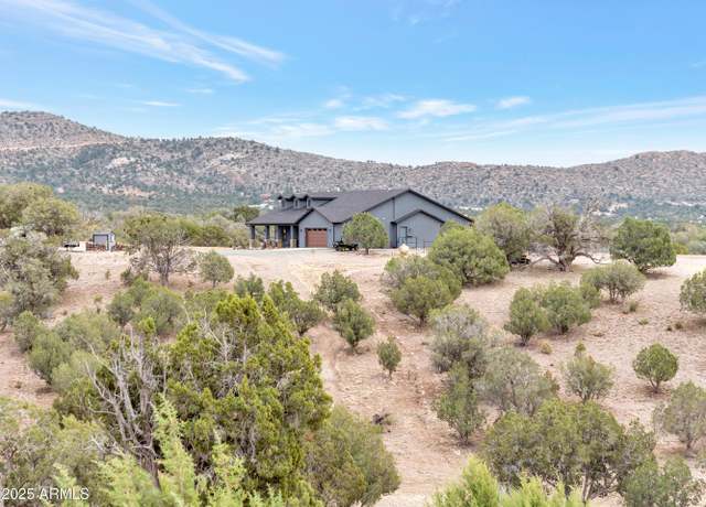 Property at 17624 N Puma Ln, Prescott, AZ 86305, 3 beds, 3 baths