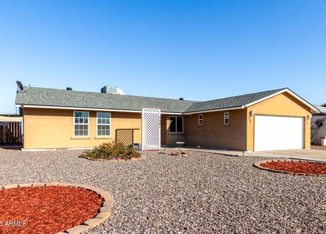 Property at 2581 E Commonwealth Cir, Chandler, AZ 85225, 3 beds, 2 baths