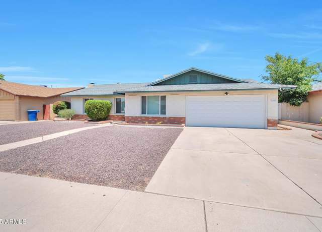 Property at 1644 E Broadmor Dr, Tempe, AZ 85282, 3 beds, 2 baths