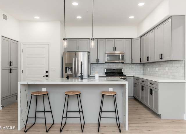 Property at 5550 N 16th St #102, Phoenix, AZ 85016, 2 beds, 2 baths